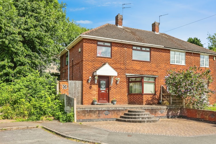 3 bedroom semi-detached house