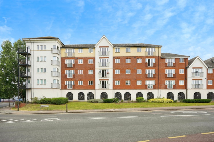 2 bedroom flat
