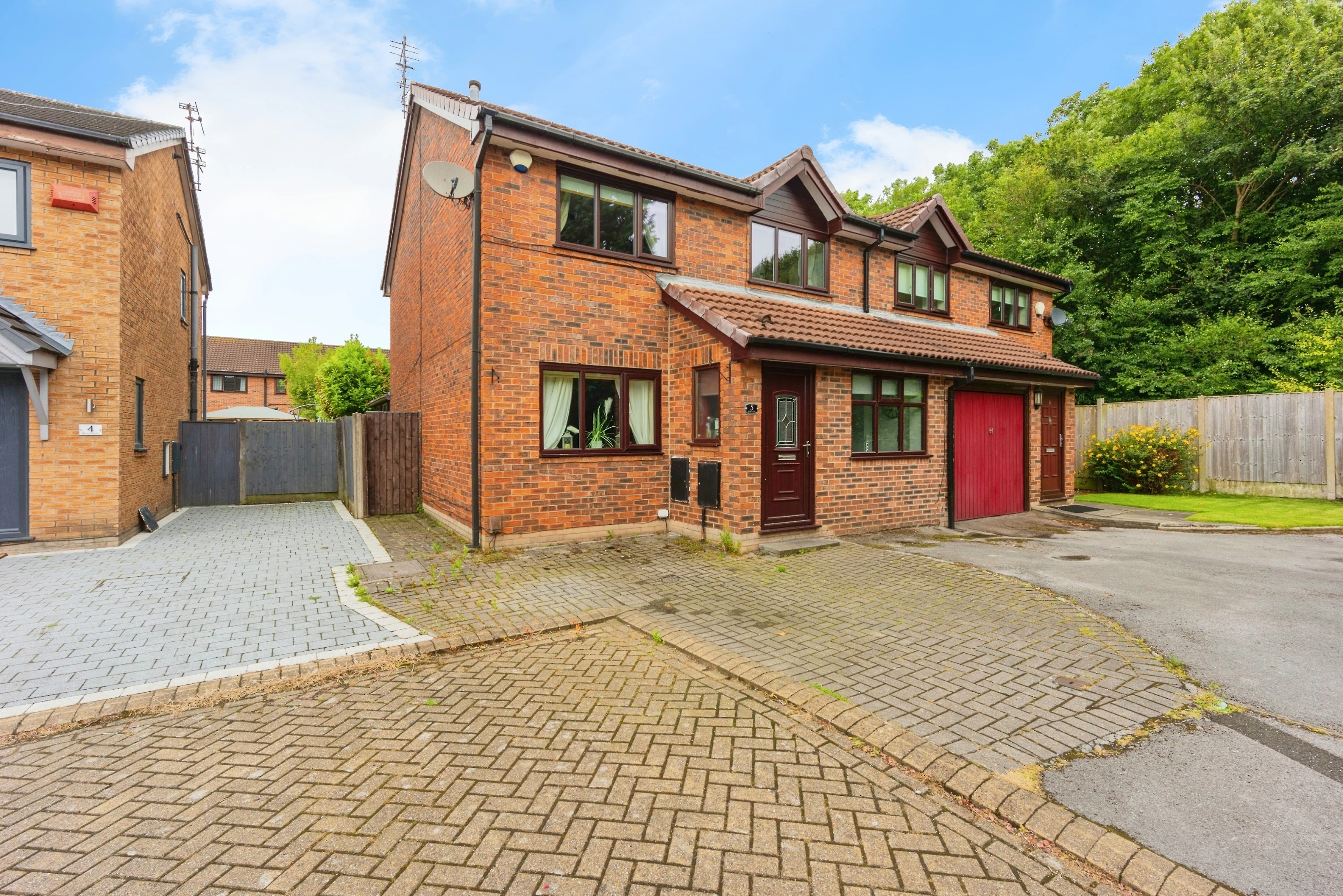 Byre Close, Sale