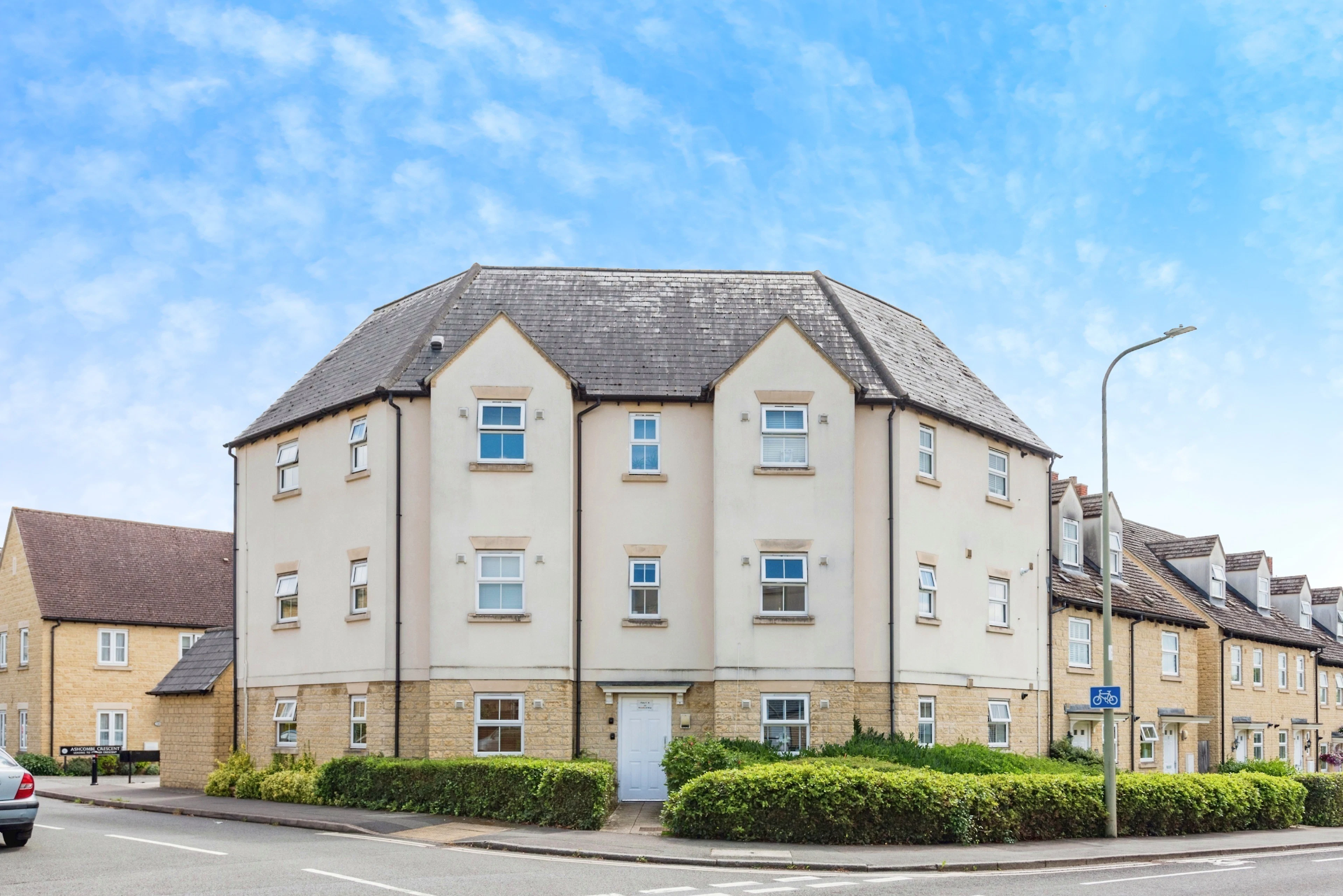 23 Woodford Way, Witney