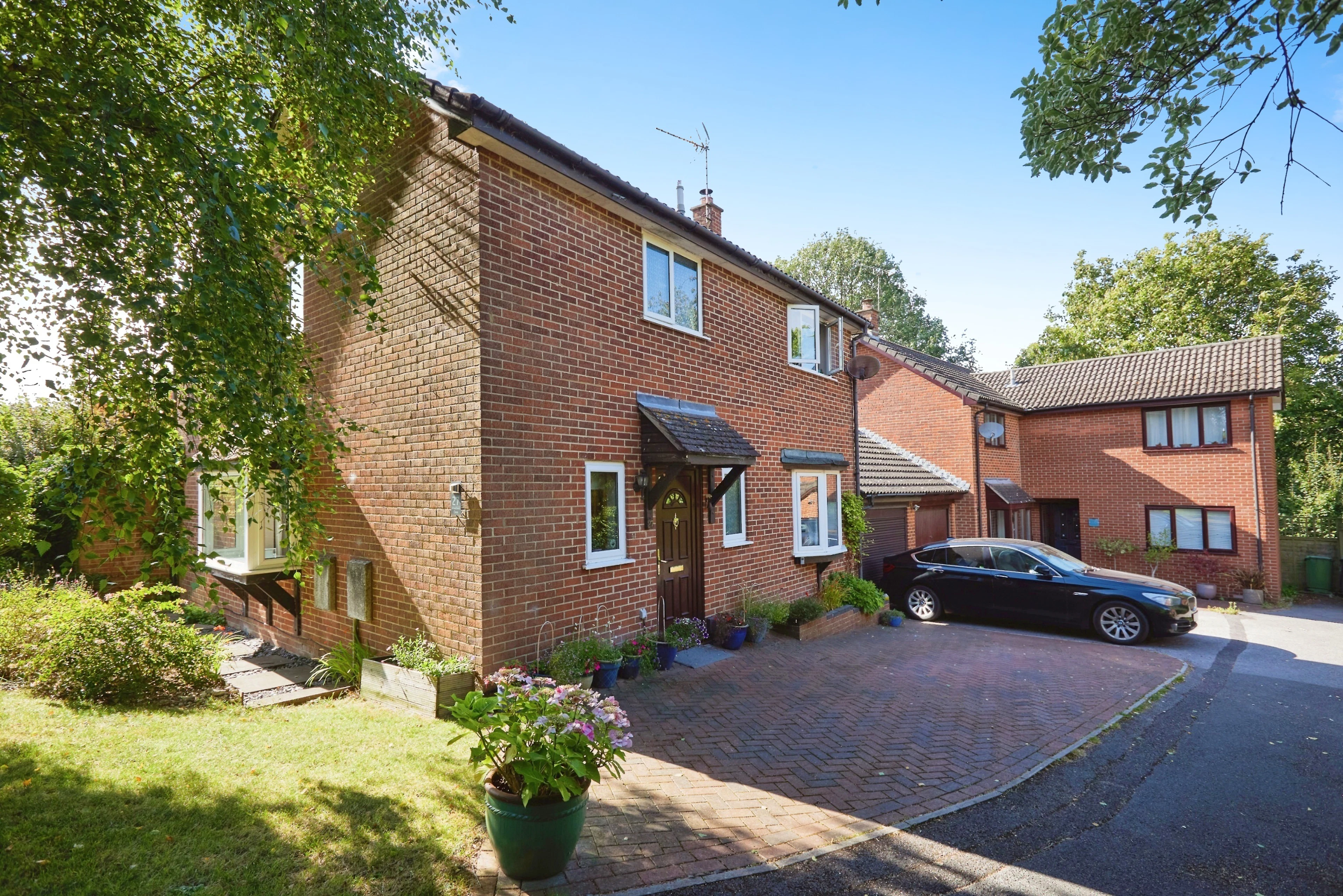 Wheatland Close, Winchester