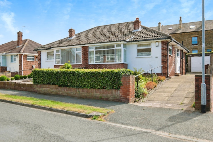 2 bedroom semi-detached bungalow