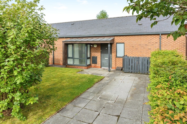2 bedroom bungalow