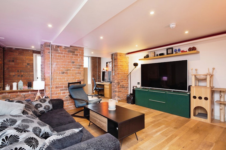 2 bedroom apartment
