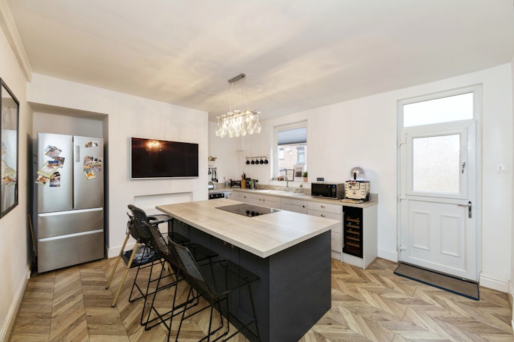 3 bedroom terraced house
