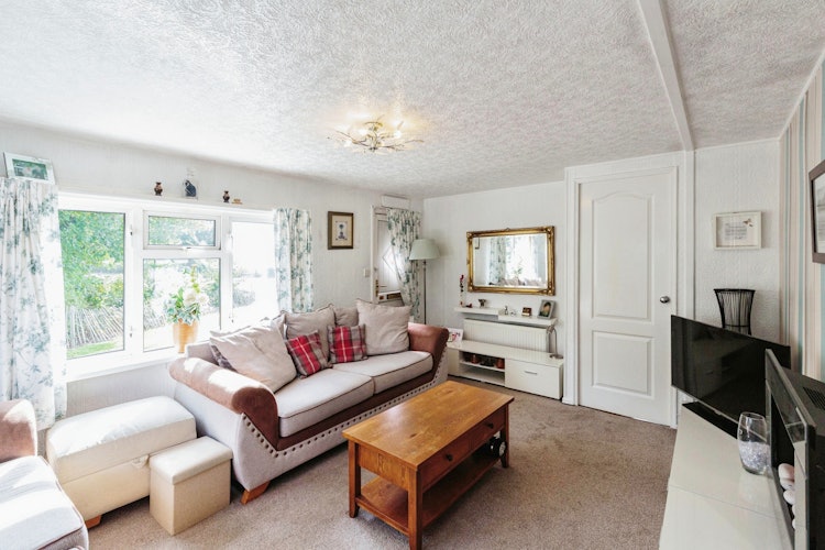 2 bedroom park home