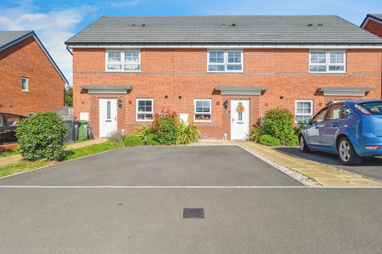 3 bedroom terraced house