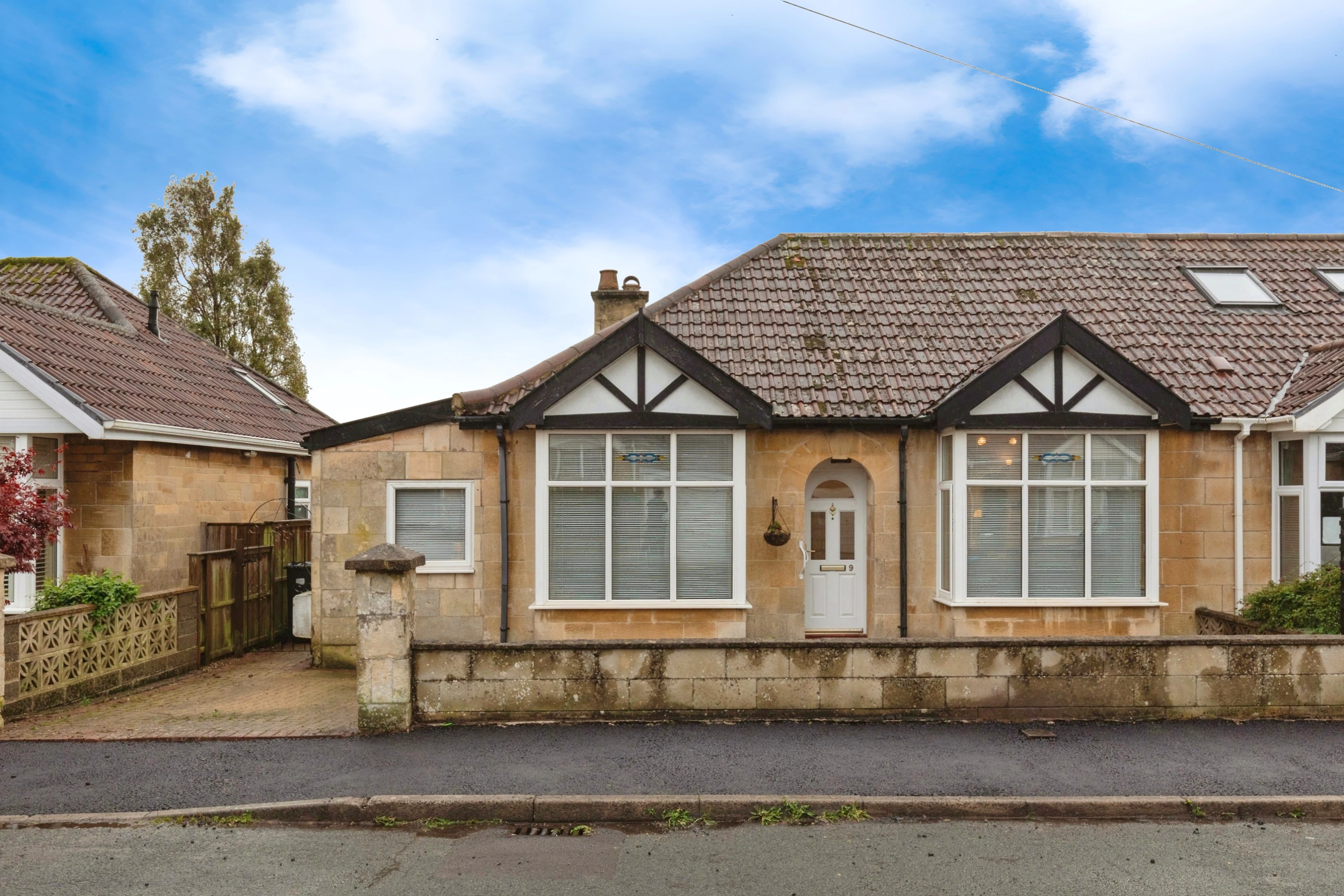 Weatherly Avenue, Bath