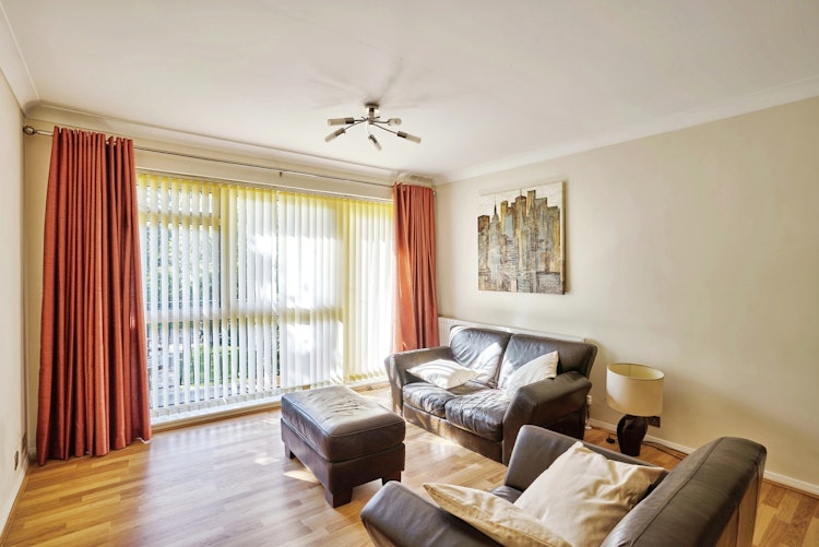 2 bedroom flat