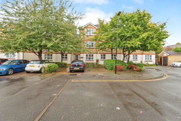 1 bedroom flat