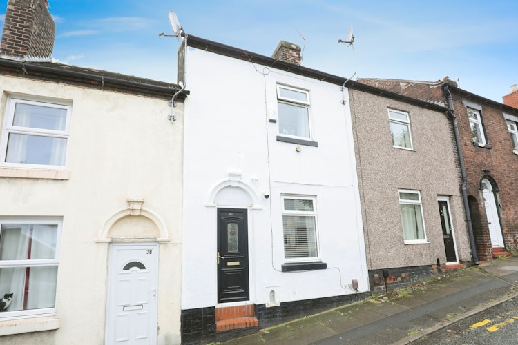 2 bedroom terraced house