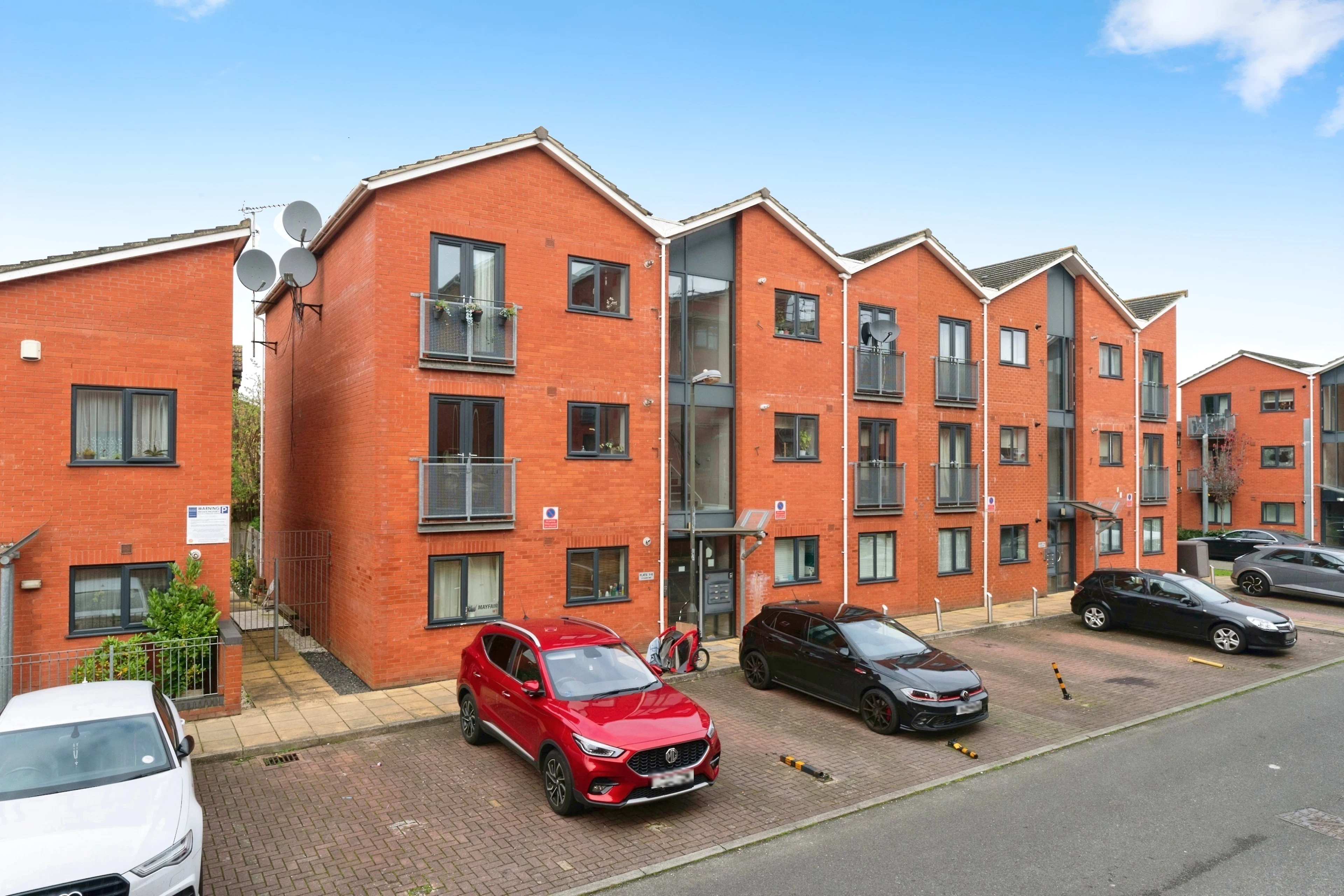 Slade Way, Mitcham