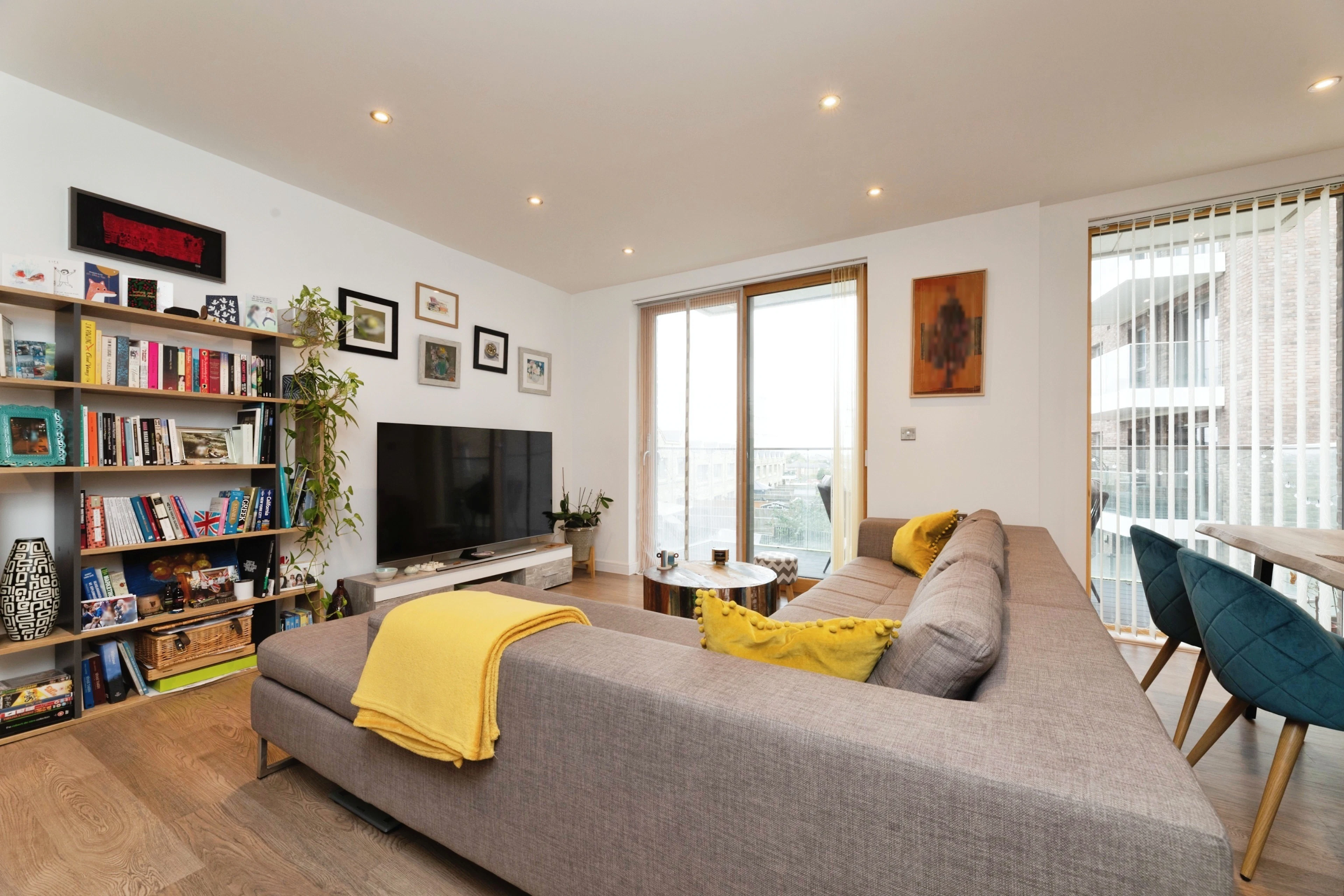 3 Fielders Crescent, Barking