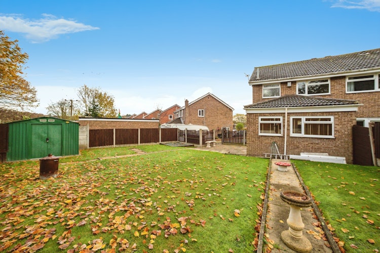 3 bedroom semi-detached house