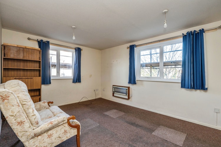 1 bedroom retirement property