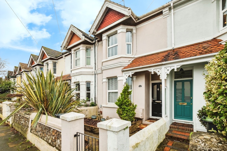 3 bedroom terraced house