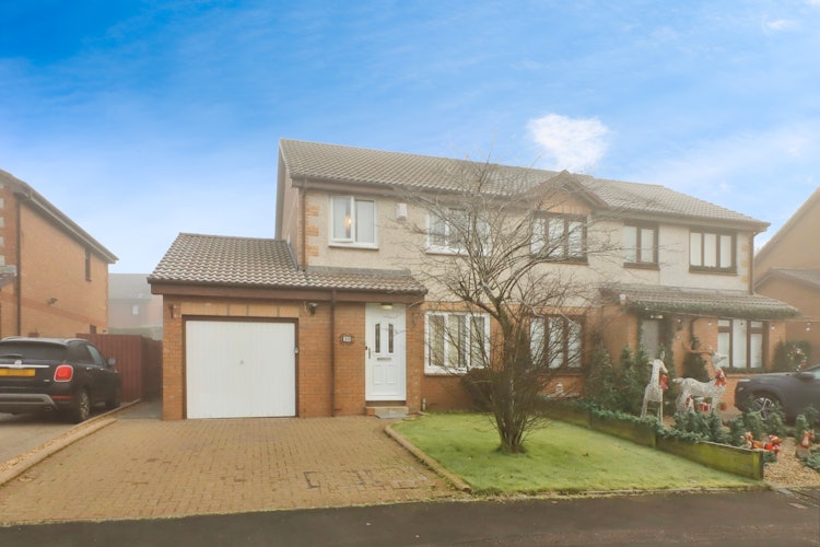 3 bedroom semi-detached house