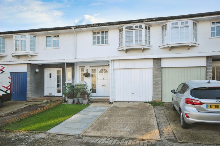3 bedroom terraced house