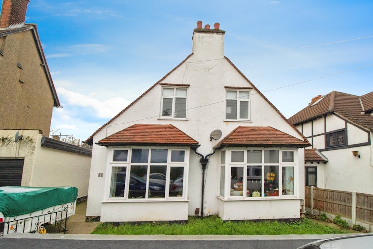 4 bedroom detached house