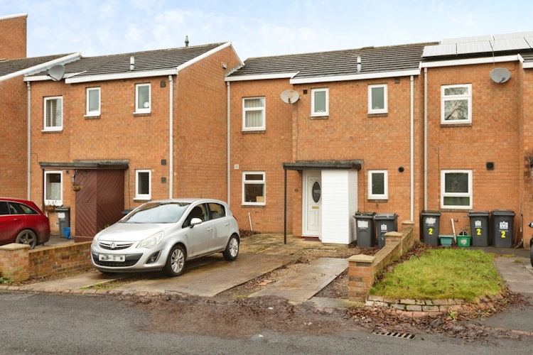 3 bedroom terraced house