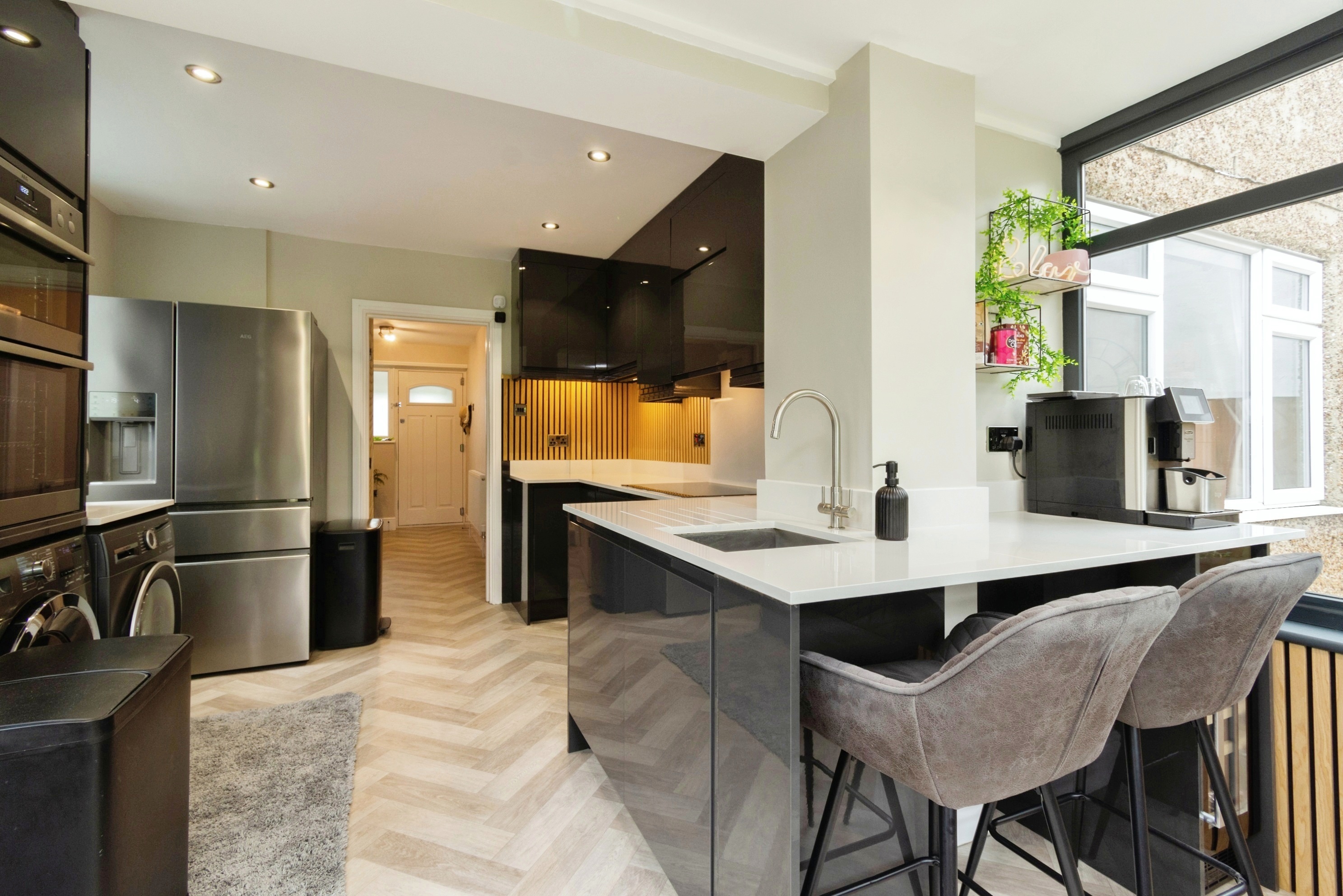 3 bedroom semidetached house for sale in Westfield Avenue, Sanderstead