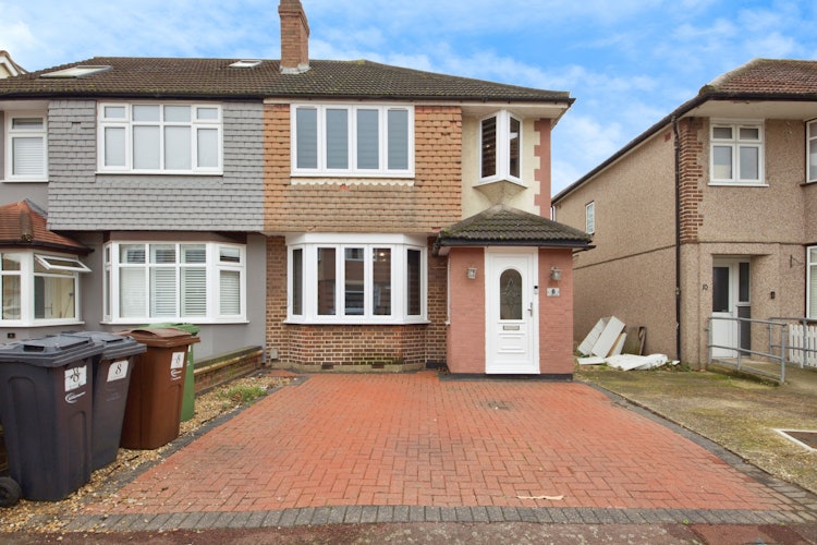 3 bedroom semi-detached house