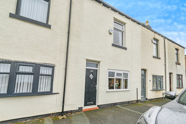 2 bedroom terraced house