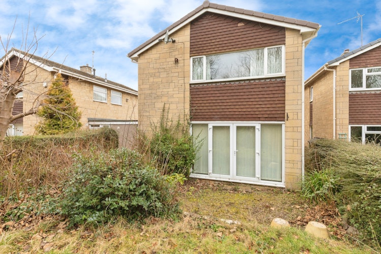 4 bedroom detached house