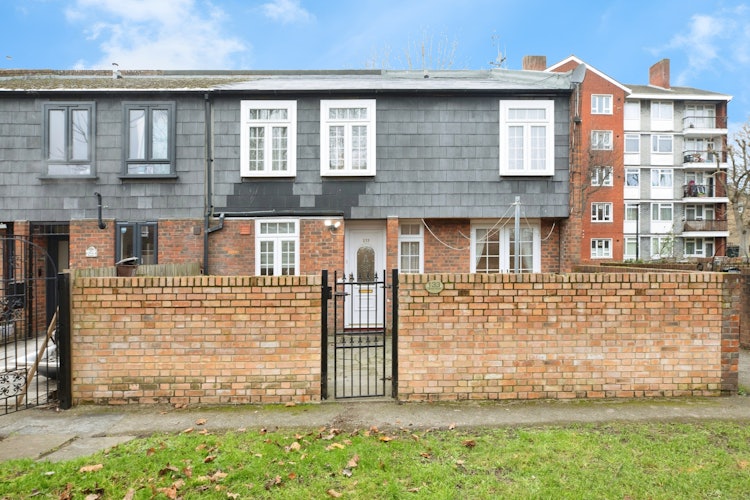 3 bedroom semi-detached house
