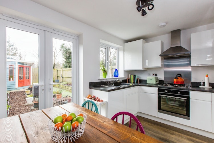 3 bedroom semi-detached house