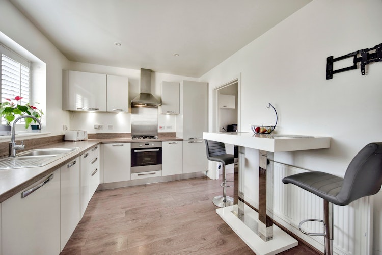 3 bedroom semi-detached house