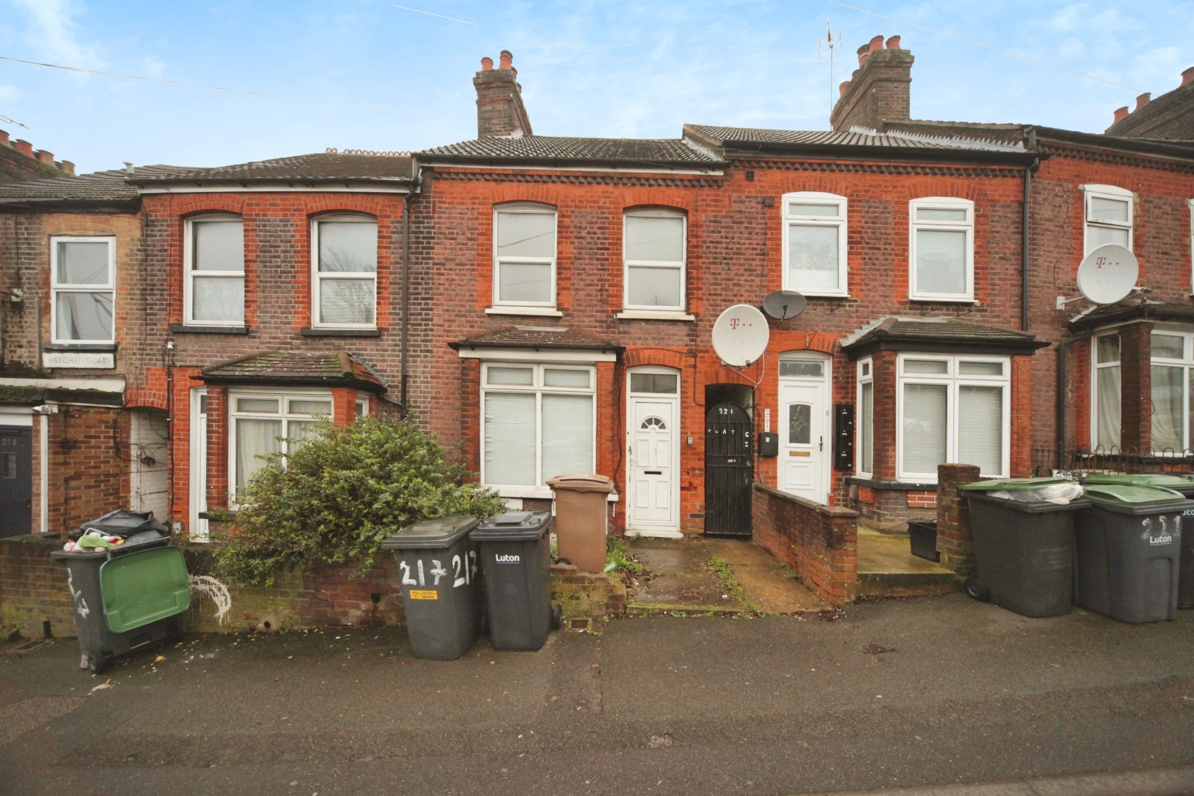 Hitchin Road, Luton