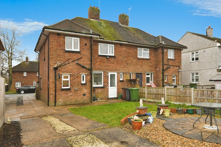 3 bedroom semi-detached house