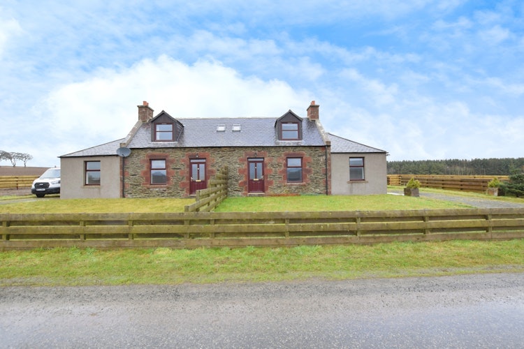 2 bedroom semi-detached house