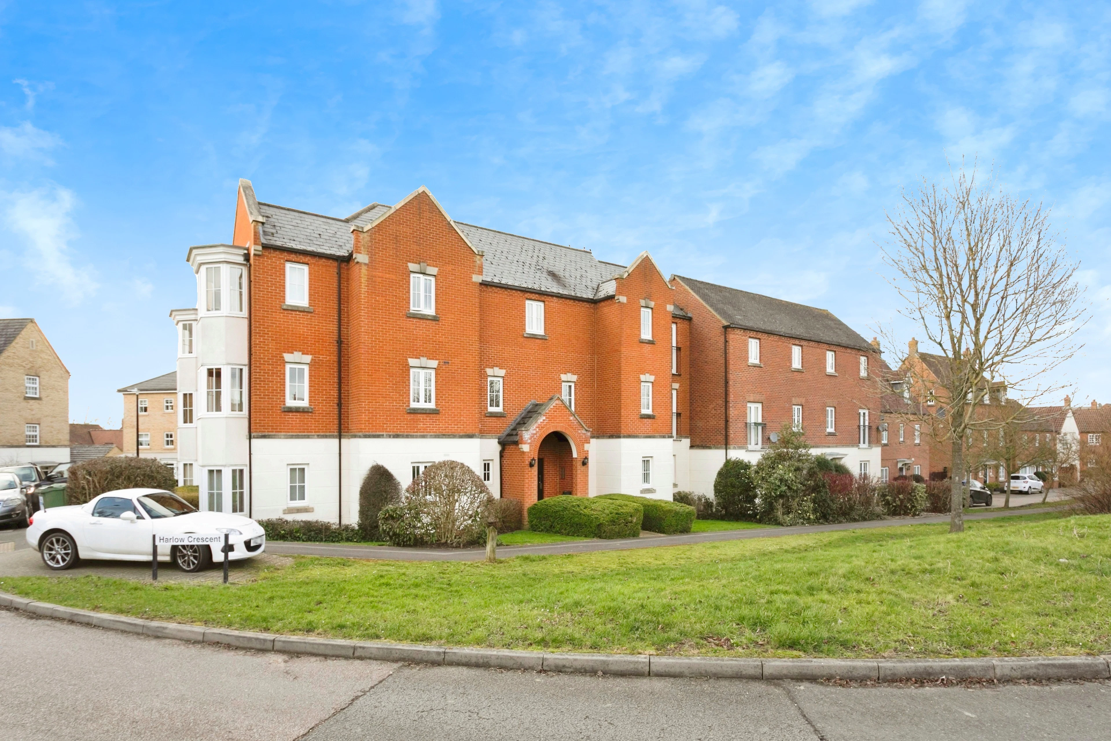 Harlow Crescent, Milton Keynes