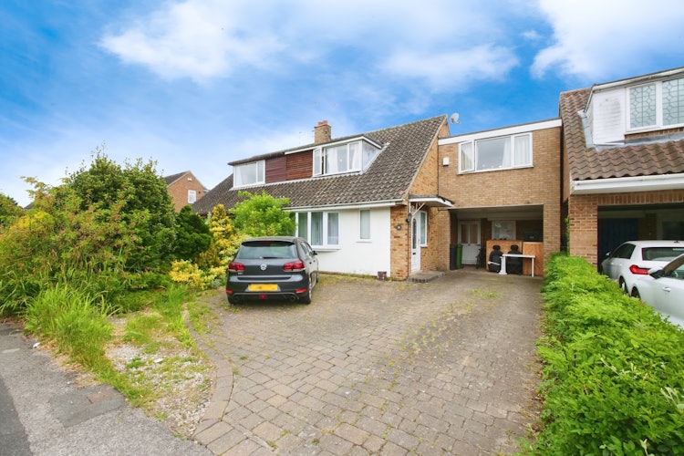 4 bedroom semi-detached house