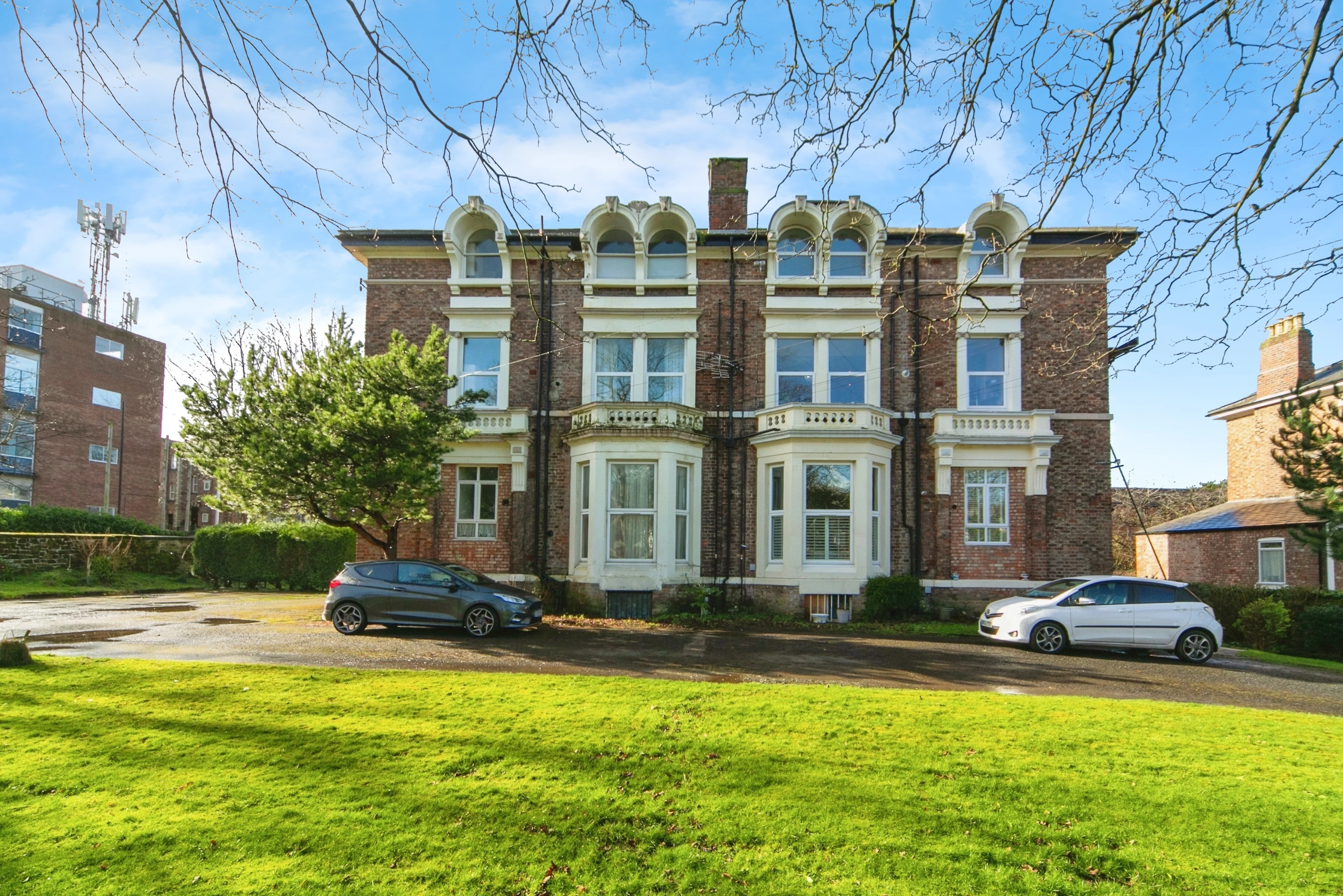 Palm Grove, Prenton