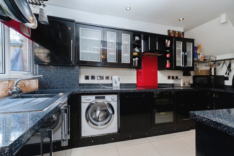 3 bedroom terraced house