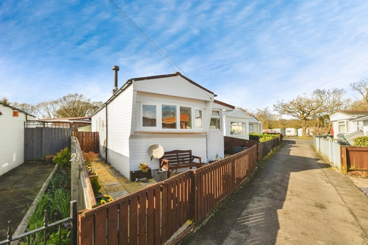 2 bedroom park home