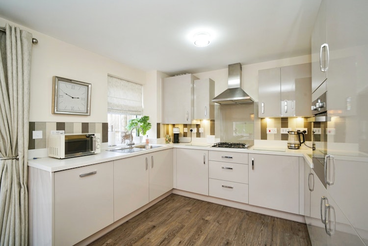 3 bedroom detached house