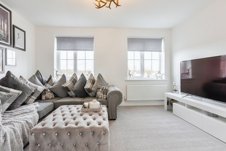 3 bedroom semi-detached house