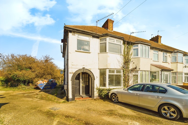 1 bedroom maisonette