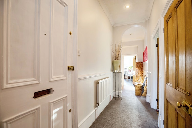 2 bedroom flat