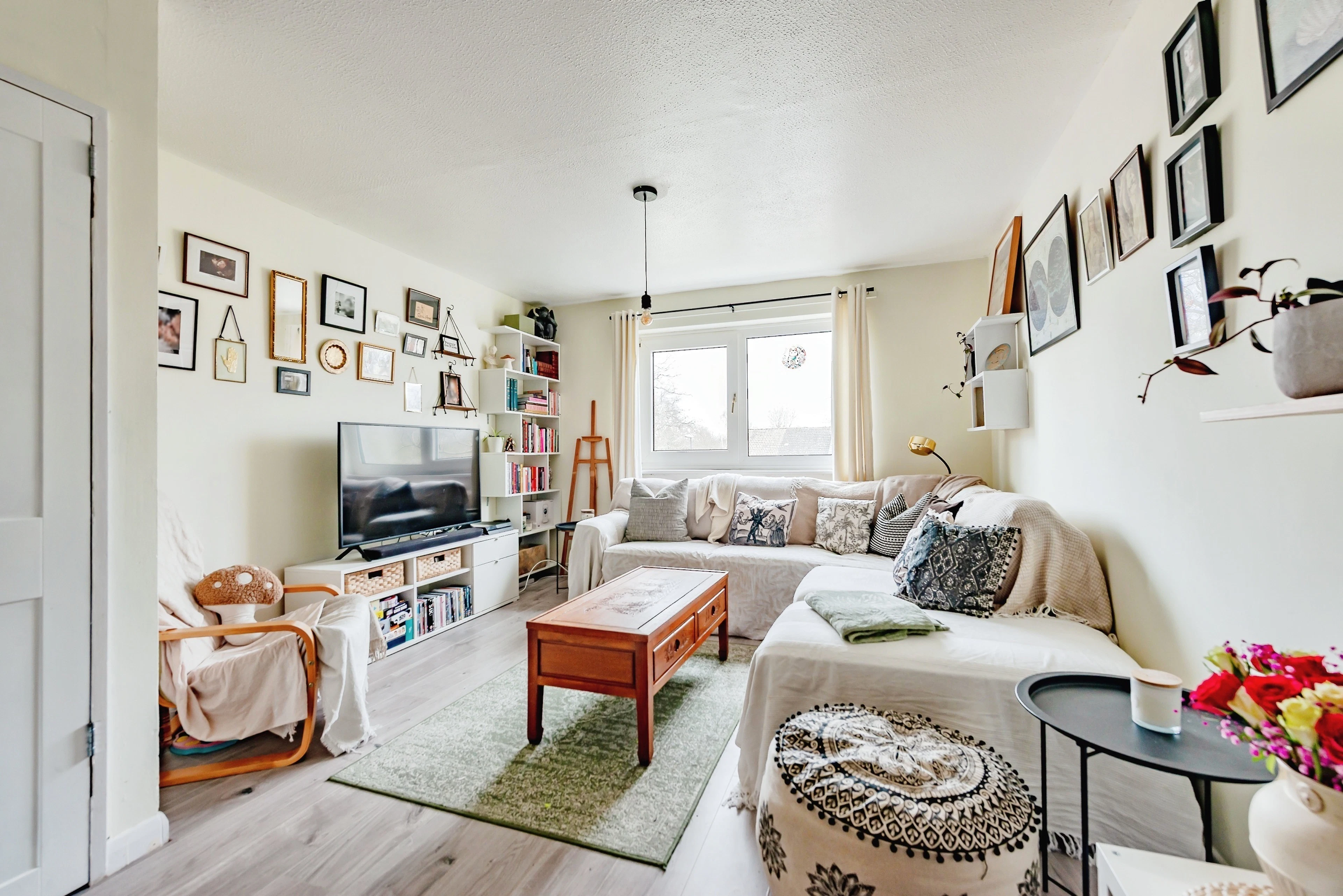 Wakehams Green Drive, Crawley