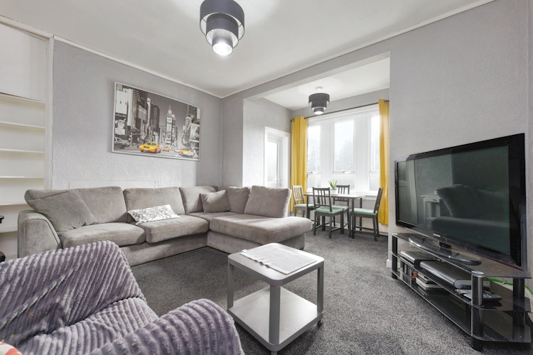 3 bedroom ground floor flat