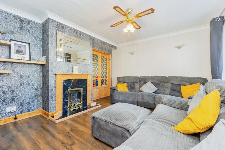 3 bedroom terraced house