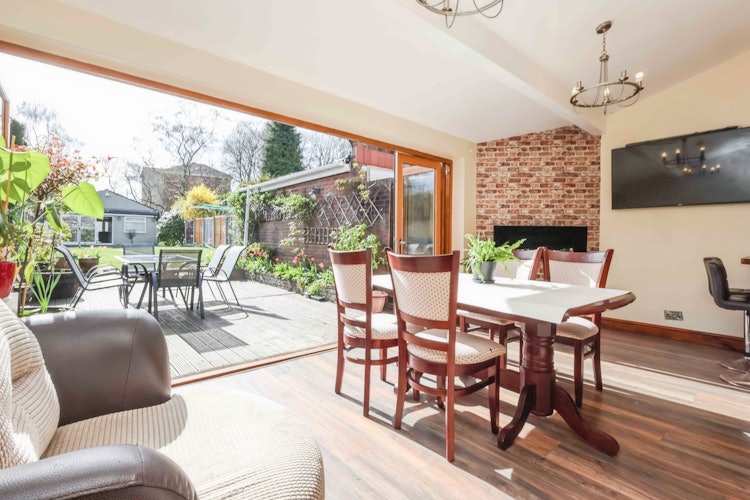 3 bedroom semi-detached house