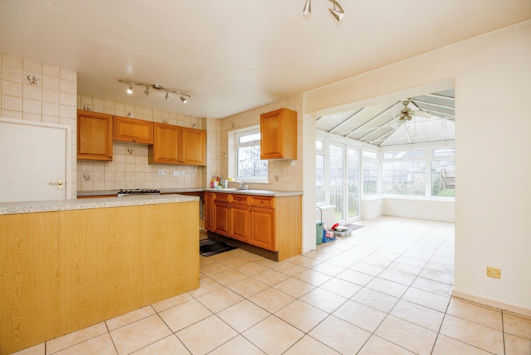 3 bedroom semi-detached house