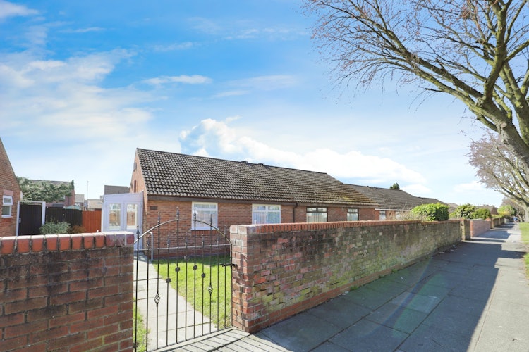 2 bedroom semi-detached bungalow