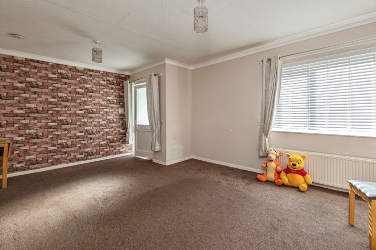 2 bedroom terraced house